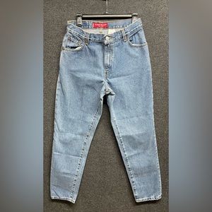 VINTAGE Ladies Levi’s Relaxed Fit Tapered Leg size 12 Mis L